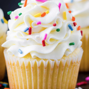 A picturre of a cupcake